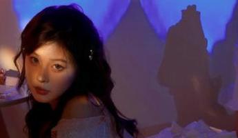 Hizzy (히지)奶牛写真集：送你一份视觉盛宴，快去下载吧！.txt